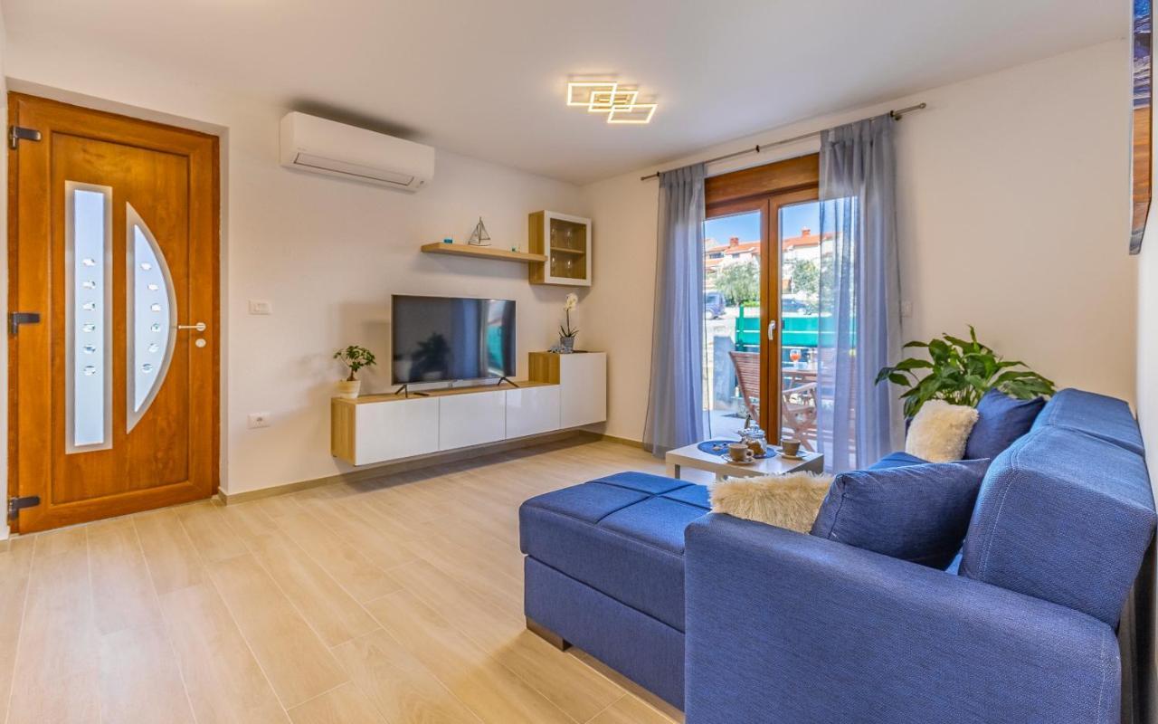 Apartment Blue Pula, New, Family Friendly, Comfortable, Free Parking And Wifi المظهر الخارجي الصورة